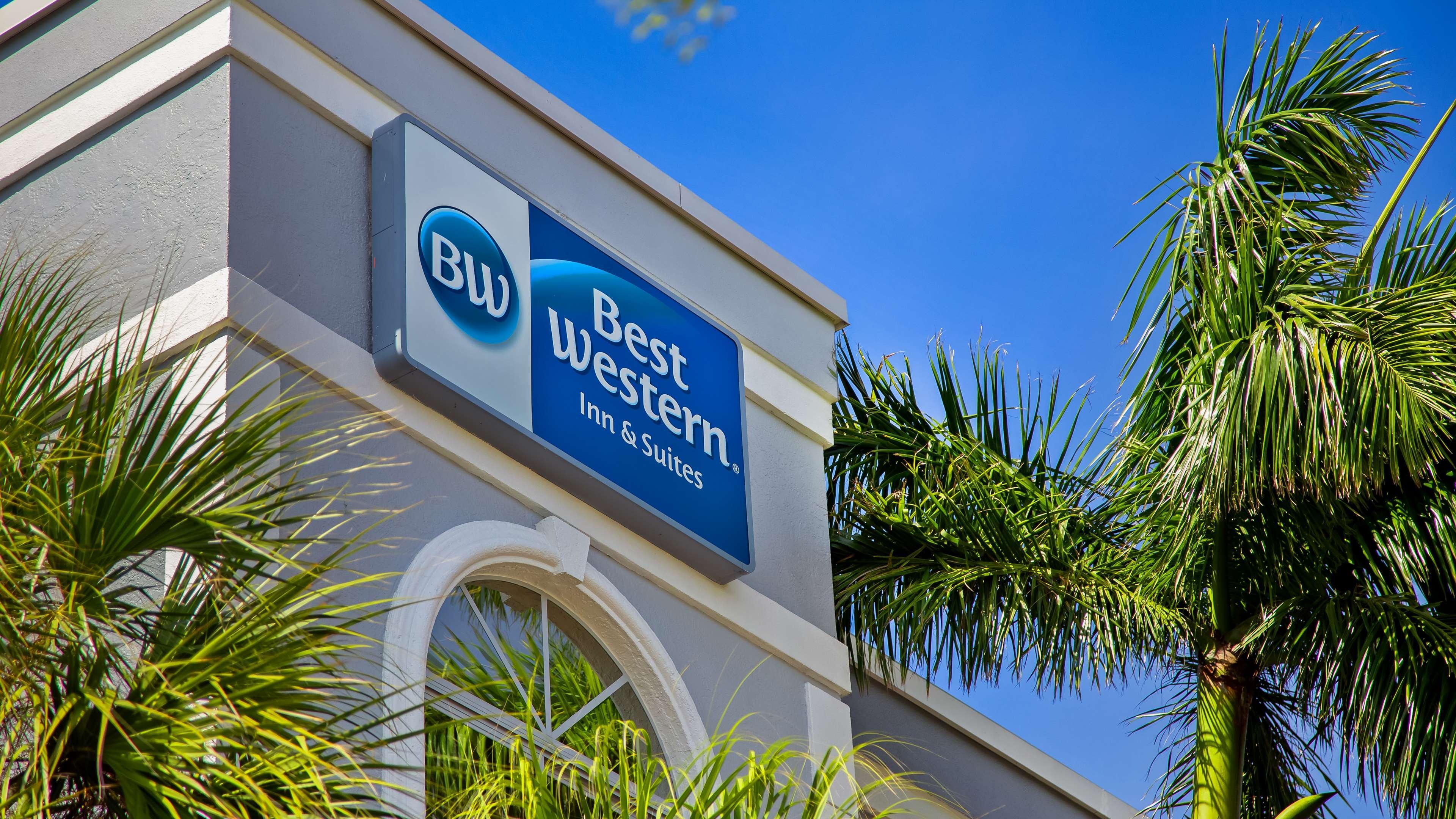 Best Western Fort Myers Inn And Suites Buitenkant foto